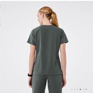 Figs Catarina Scrub top bonsai